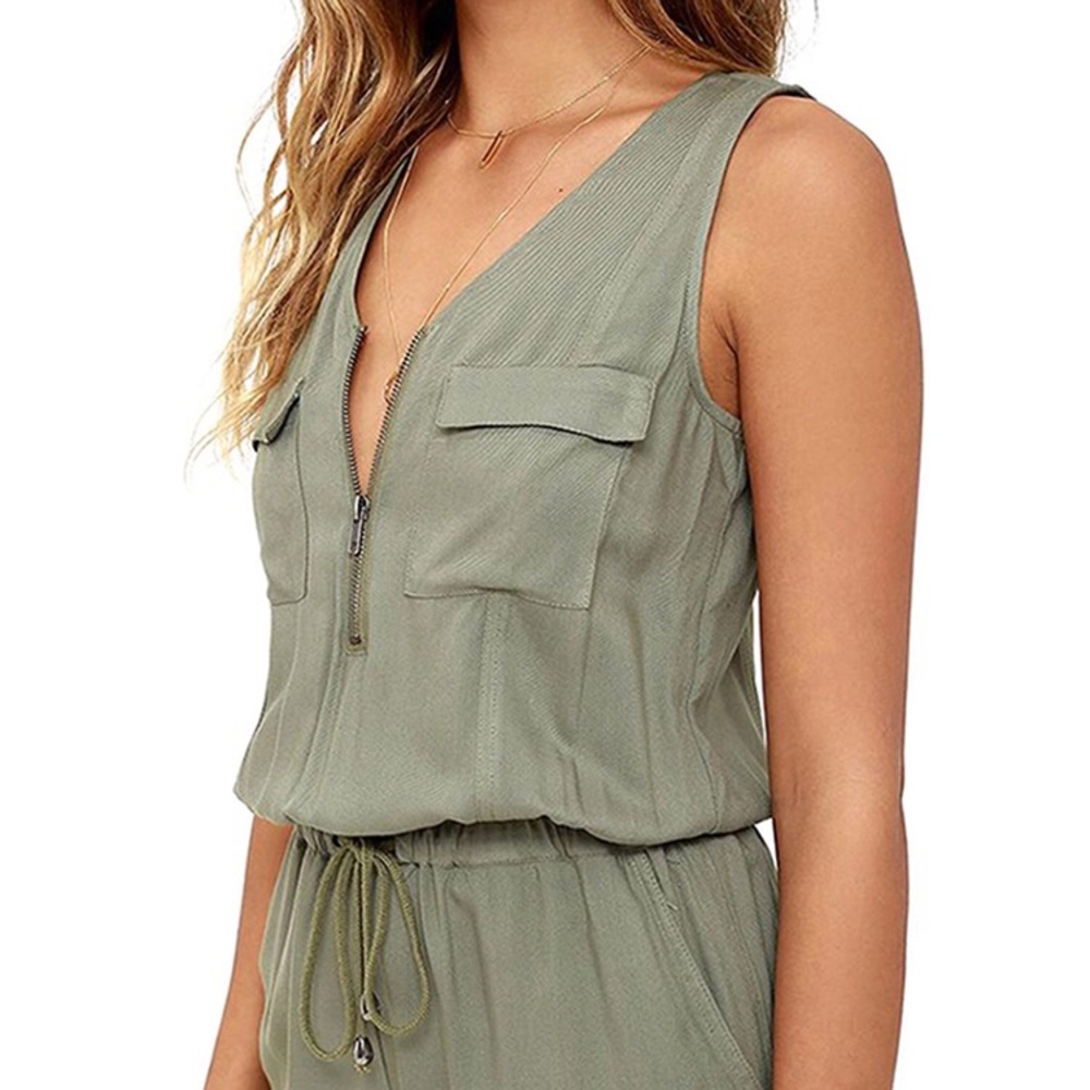 ❗️LAST ONE❗️Army Green Utility Romper [N] - Picture 5 of 6